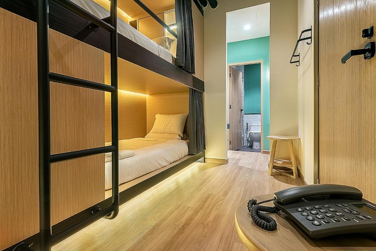 Phra Nakhon Poshtel Hostel Bangkok Luaran gambar